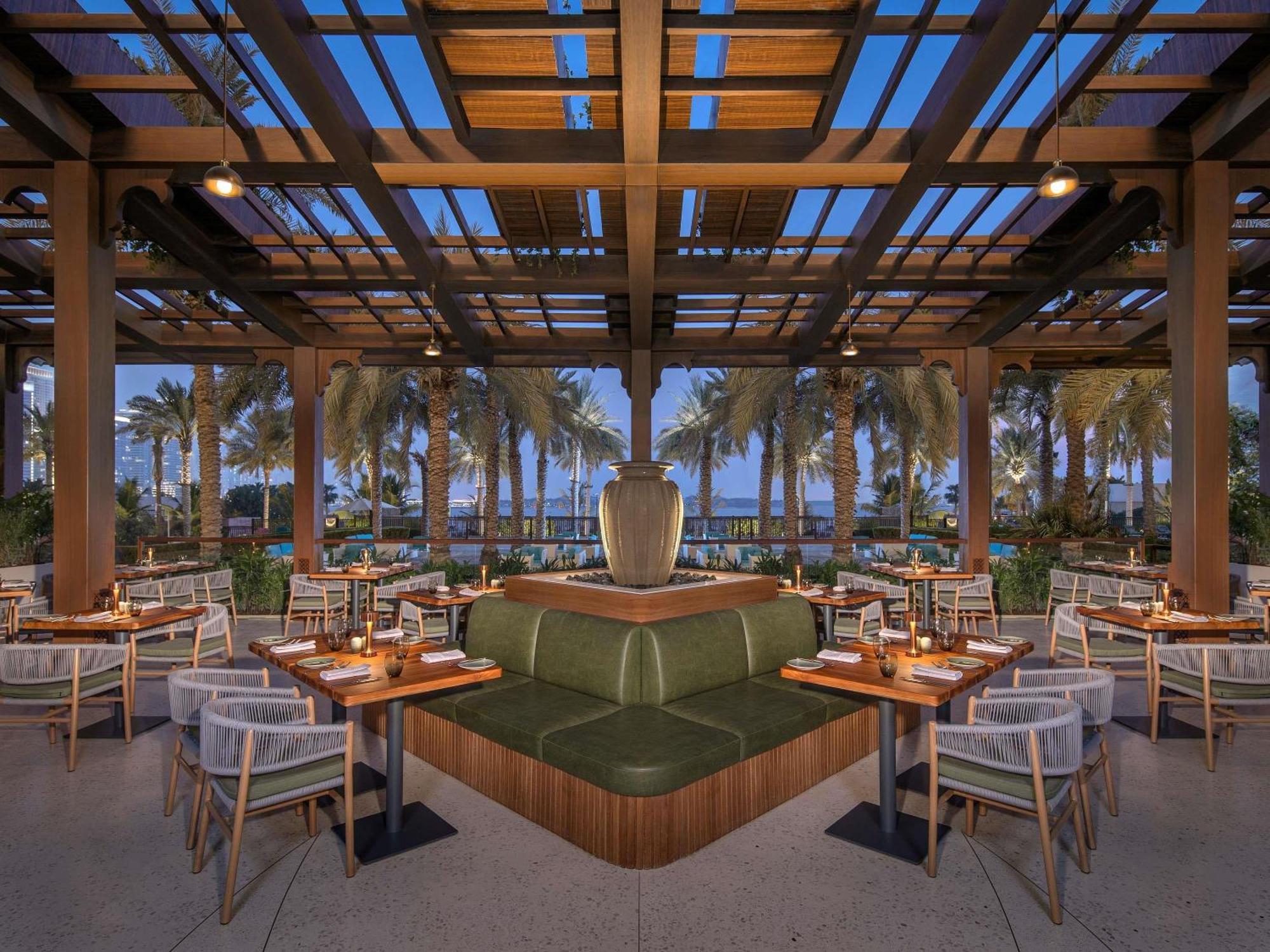 Resort Fairmont The Palm 5*